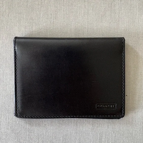 Coach Black and Cream ID Holder - Picture 1 of 4